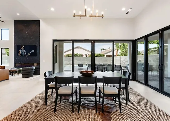 Americana-pool & Fire Pit-near Quarter * Scottsdale