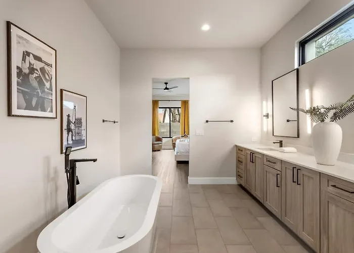 Holiday home Americana-pool & Fire Pit-near Quarter Scottsdale
