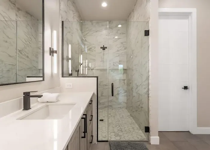 Americana-pool & Fire Pit-near Quarter Scottsdale